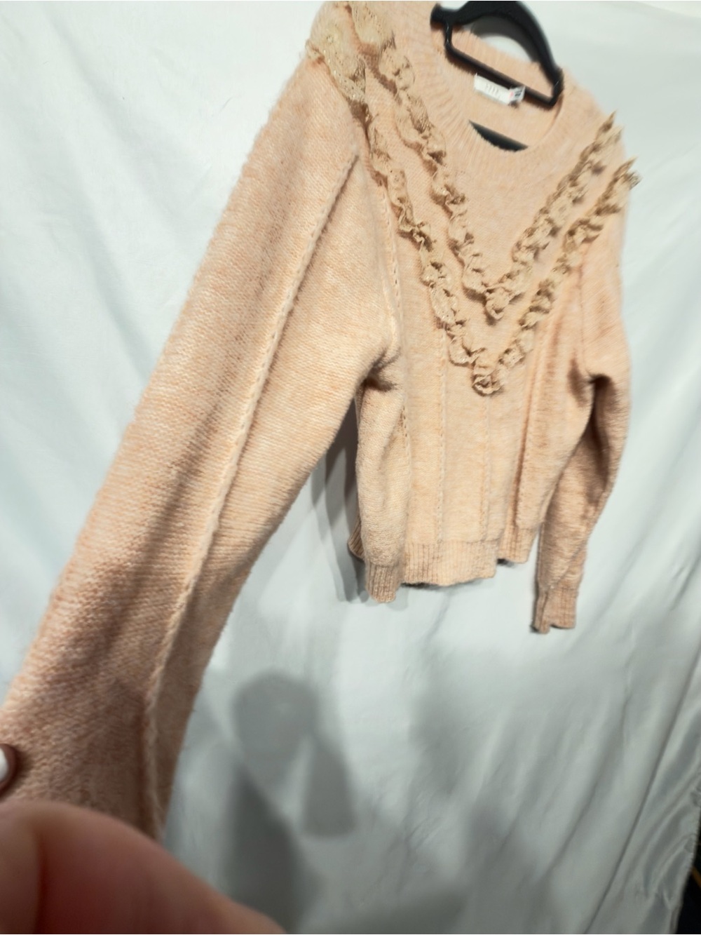 Lush Long Sleeve Lace Ruffle Sweater Size Large - Picture 12 of 12